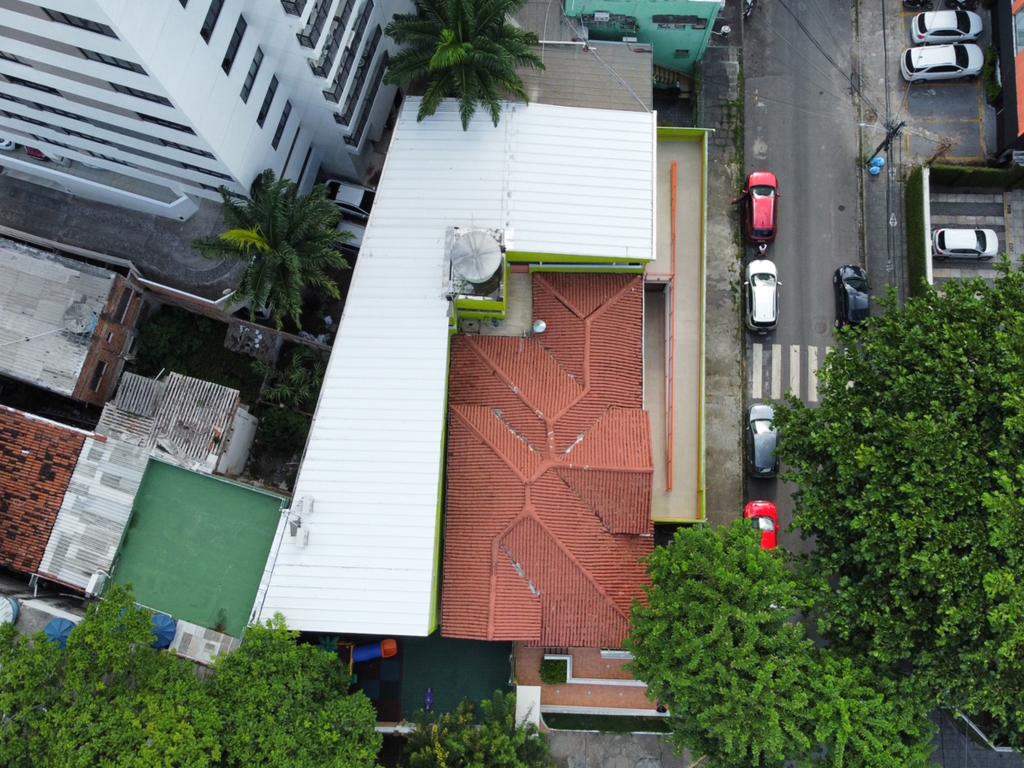 Nossa escola, vista do alto